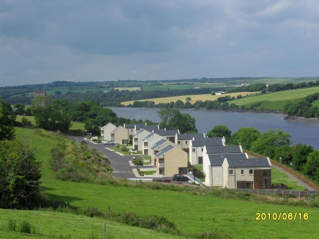 Castle Quay Villa Ballinadee Esterno foto